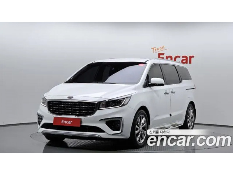 KIA Carnival 2020 г.