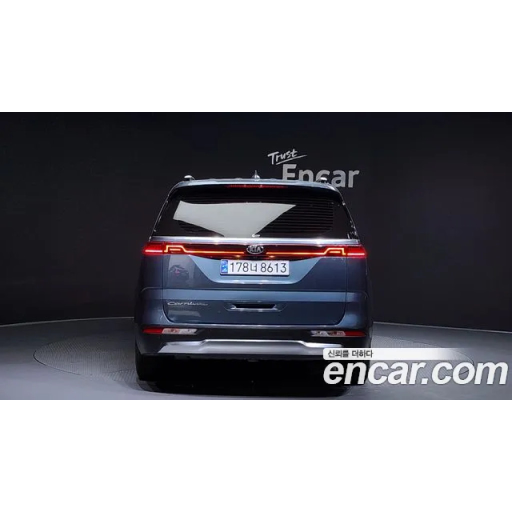 KIA Carnival 2021 г.