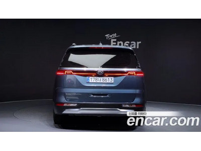 KIA Carnival 2021 г.