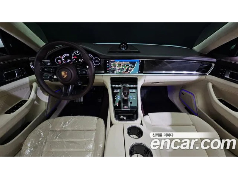 Porsche Panamera 2022 г.