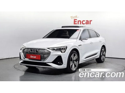 Audi E-tron 2022 г.