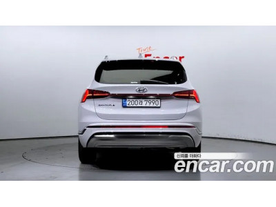 Hyundai Santa Fe 2023 г.
