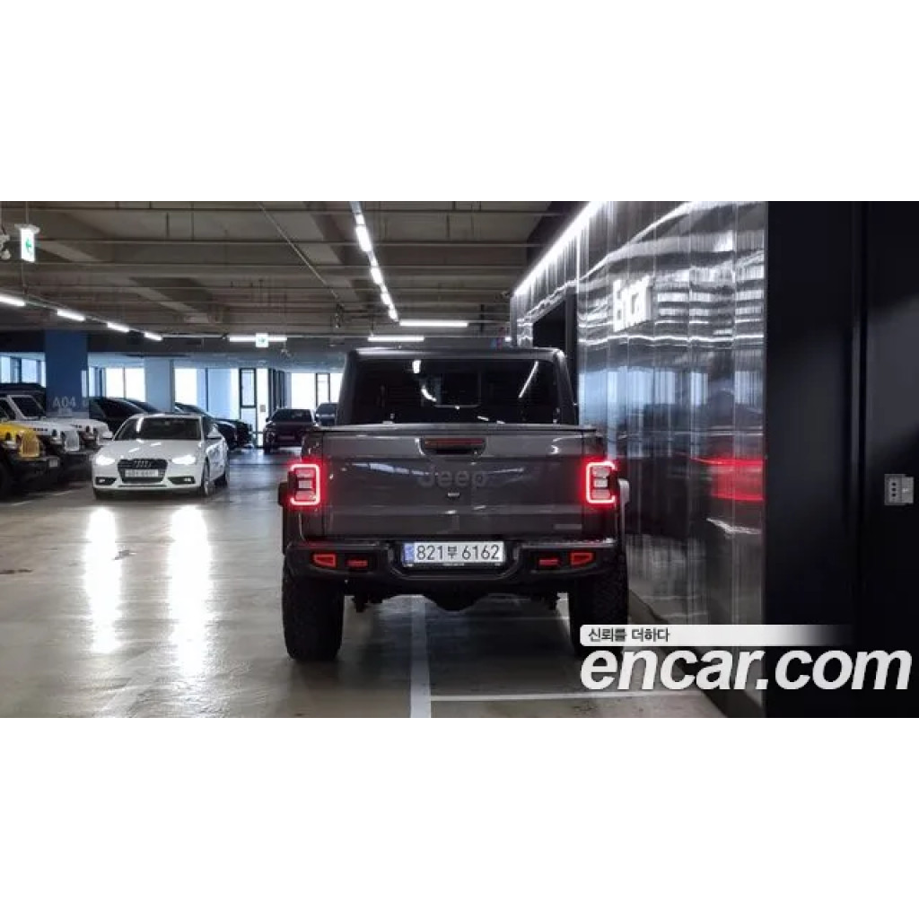 Jeep Gladiator 2022 г.
