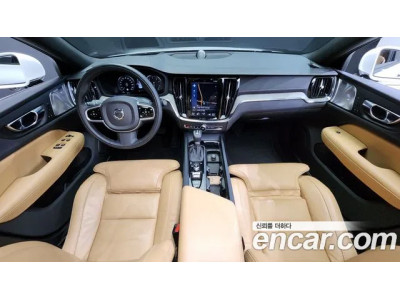 Volvo S60 2020 г.