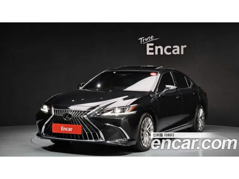 Lexus Is 2023 г.