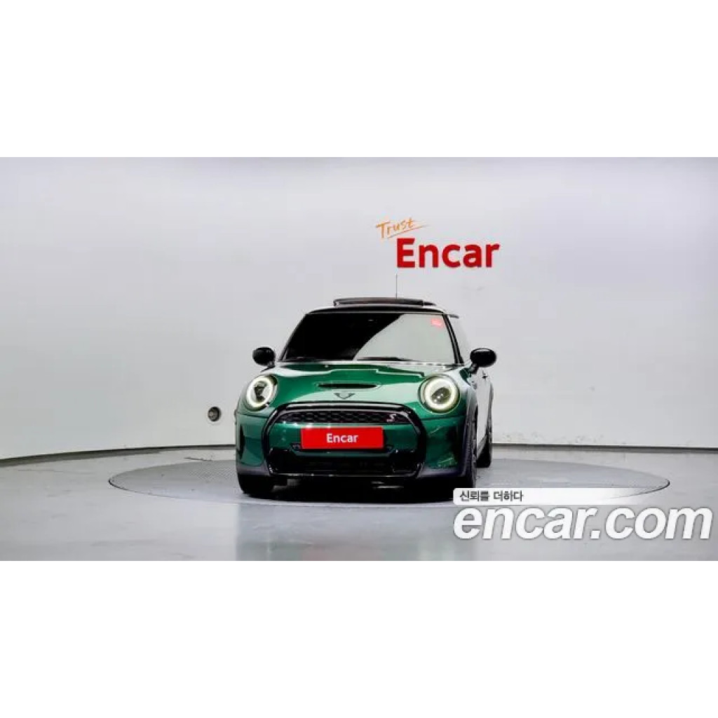 Mini Cooper 2023 г.