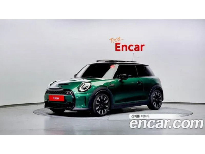 Mini Cooper 2023 г.