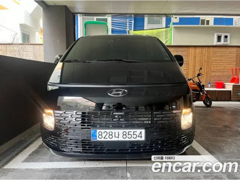 Hyundai Staria 2024 г.