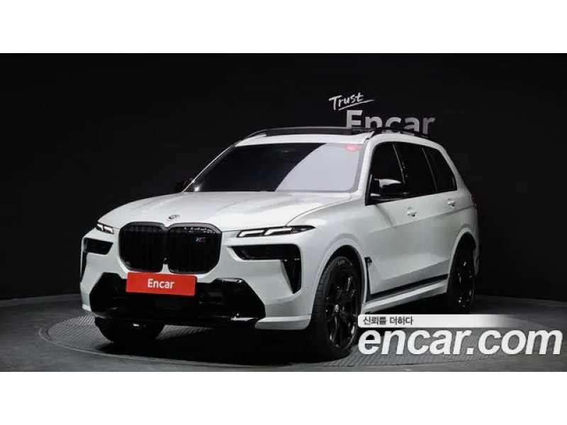 BMW X7 2024 г.