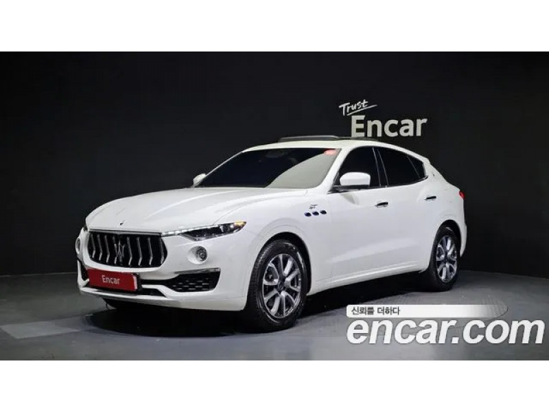 Maserati Levante 2022 г.