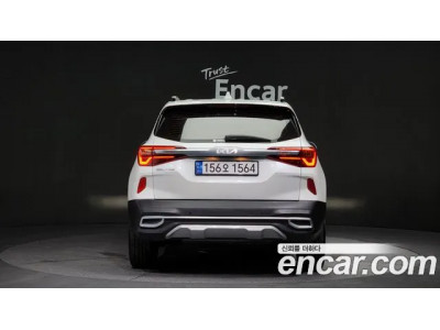 KIA Seltos 2023 г.