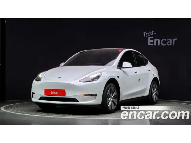 Tesla Model Y 2022 г.