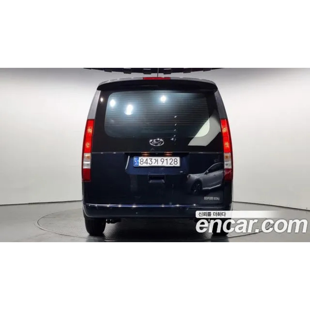 Hyundai Staria 2023 г.