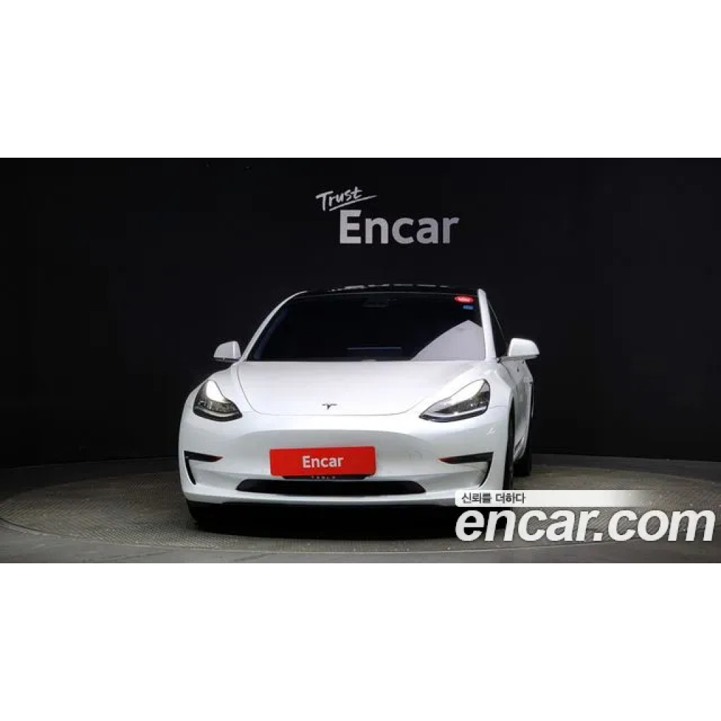 Tesla Model 3 2020 г.