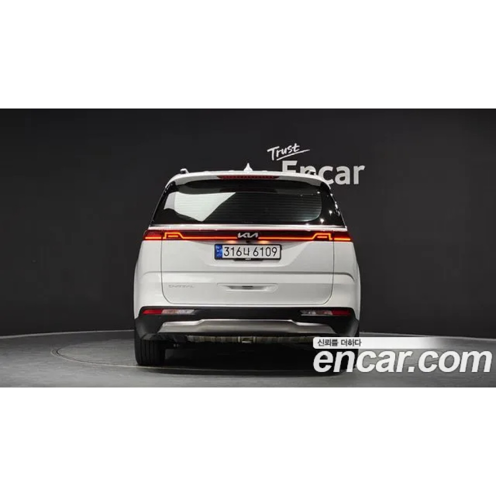KIA Carnival 2023 г.