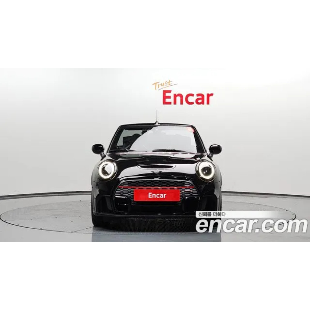 Mini Cooper Convertible 2022 г.