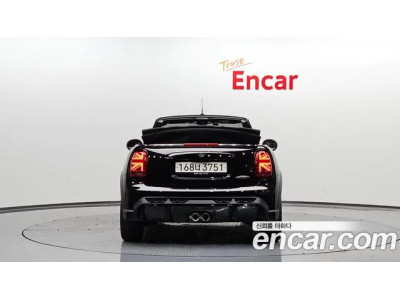 Mini Cooper Convertible 2022 г.