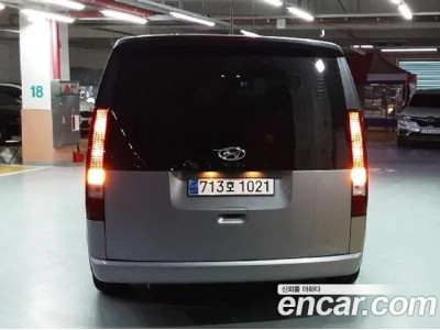 Hyundai Staria 2023 г.