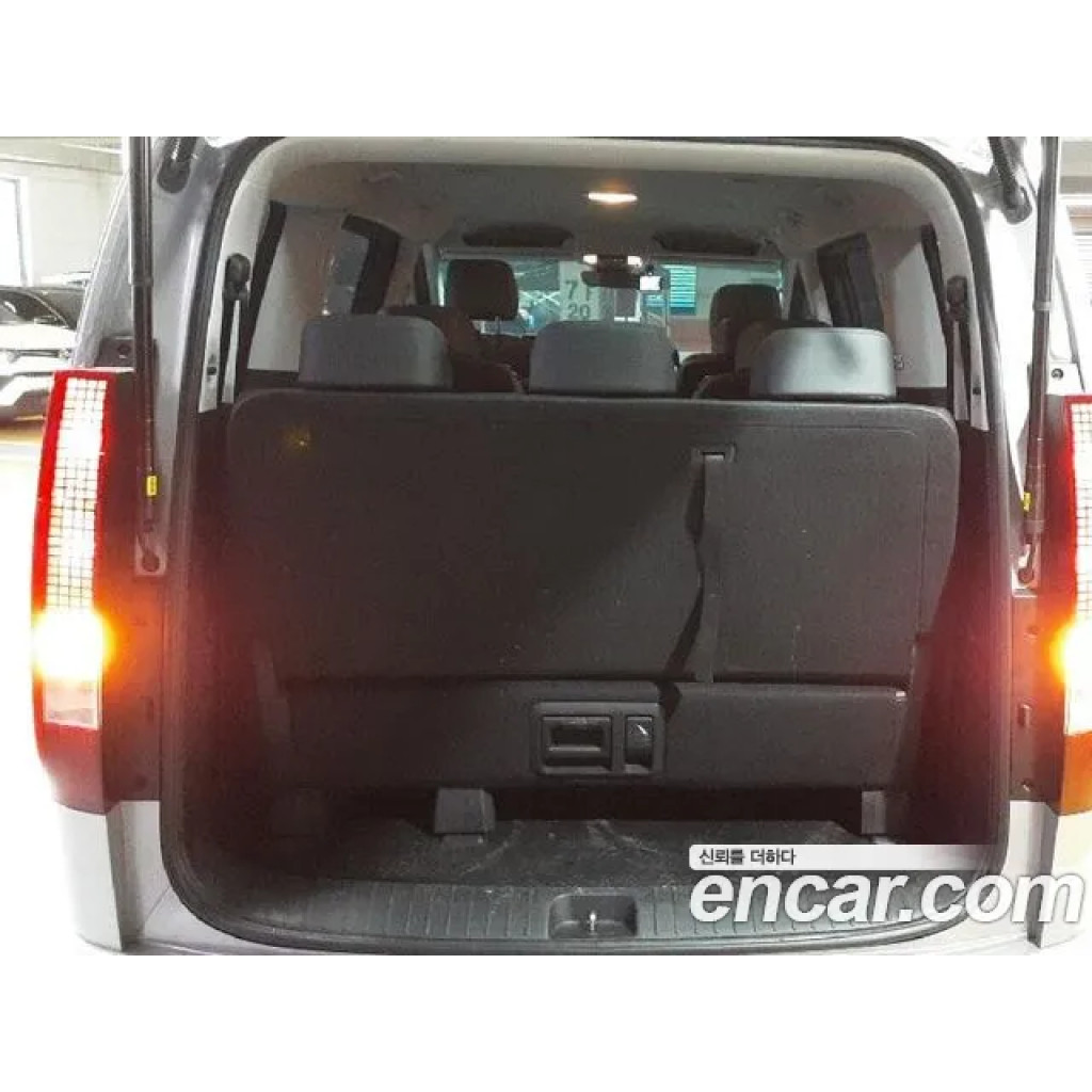 Hyundai Staria 2023 г.