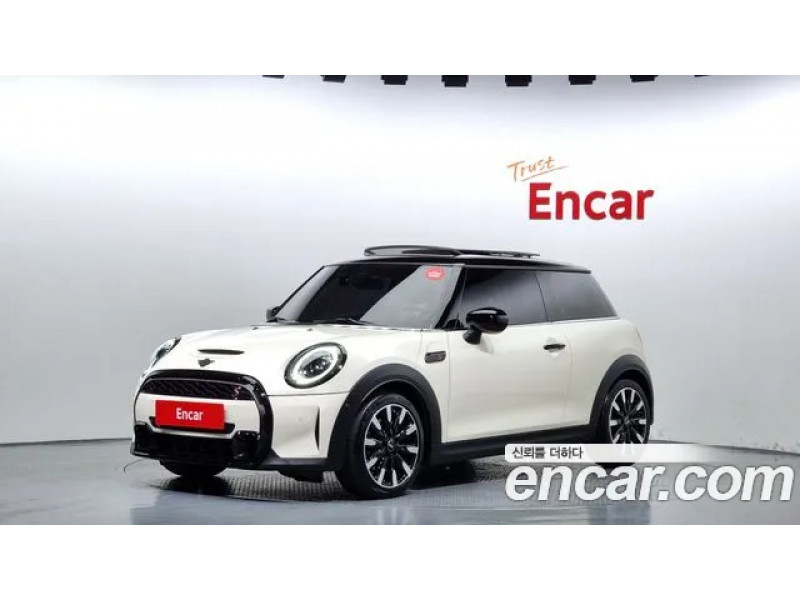 Mini Cooper 2022 г.