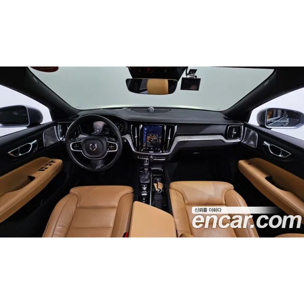 Volvo V60 2020 г.