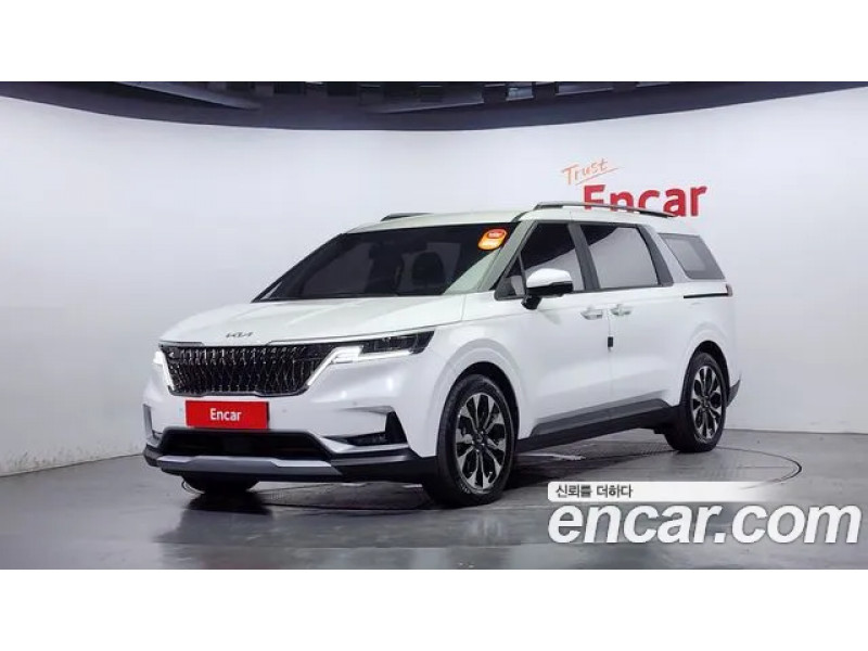 KIA Carnival 2023 г.