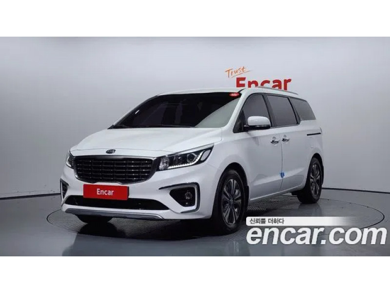 KIA Carnival 2020 г.