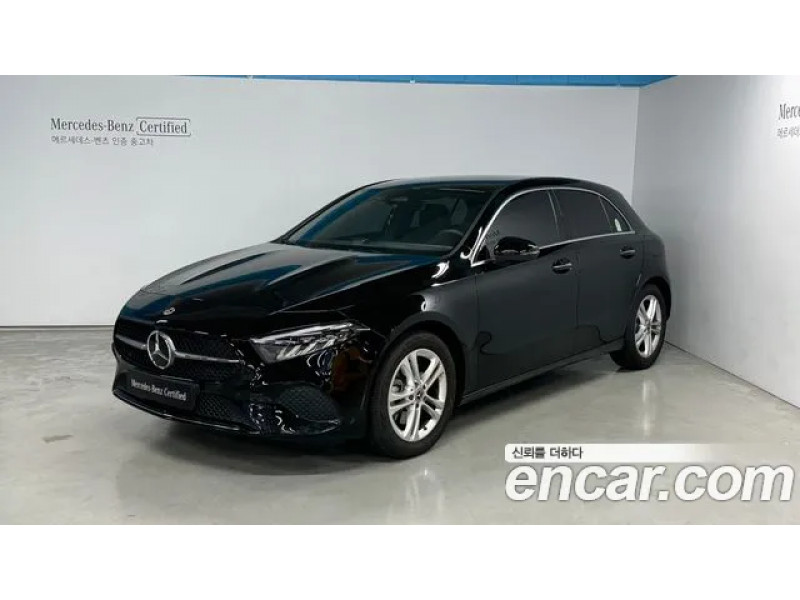 Mercedes Benz A-Class 2024 г.