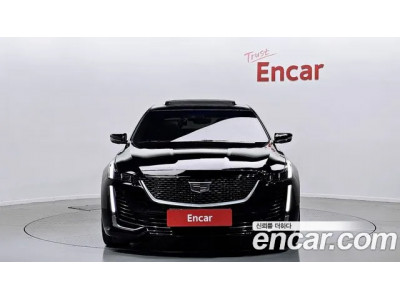 Cadillac Ct5 2021 г.