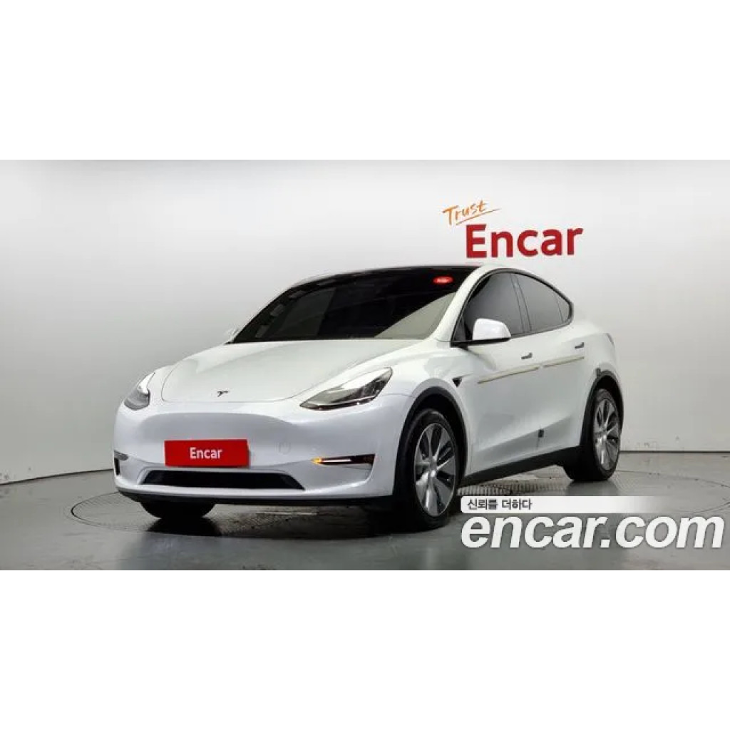 Tesla Model Y 2022 г.