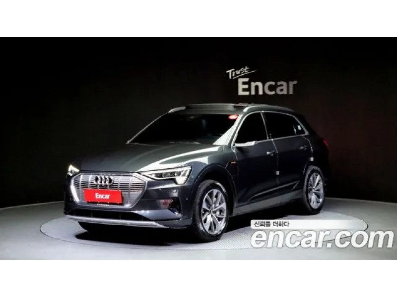 Audi E-tron 2020 г.