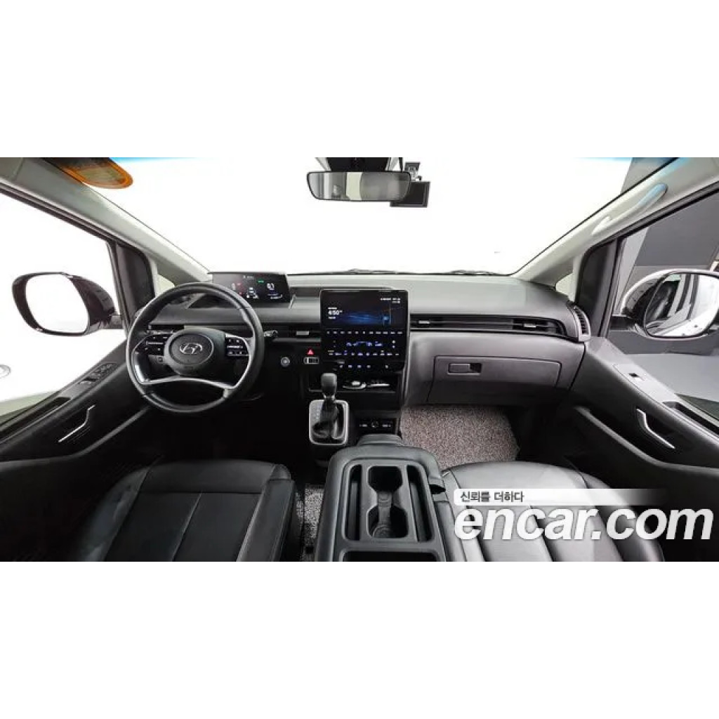 Hyundai Staria 2022 г.