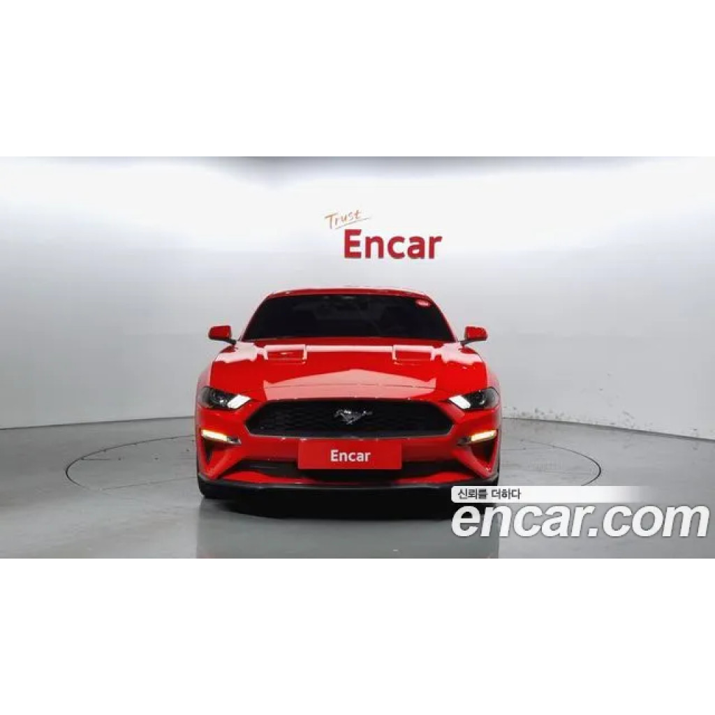 Ford Mustang 2022 г.
