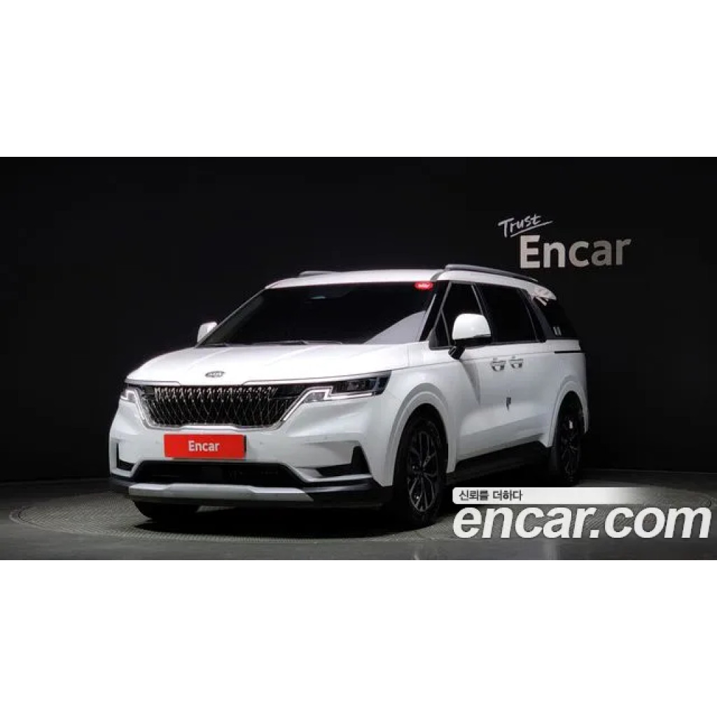 KIA Carnival 2021 г.
