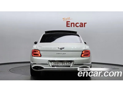 Bentley Flying Spur 2021 г.