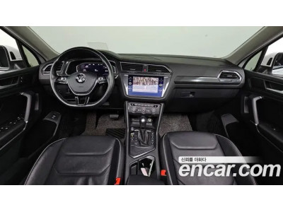 Volkswagen Tiguan 2020 г.