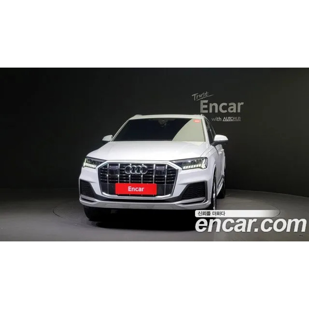Audi Q7 2022 г.