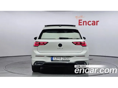 Volkswagen Golf 2023 г.