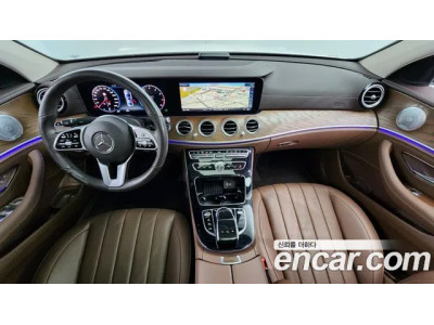 Mercedes Benz E-Class 2020 г.