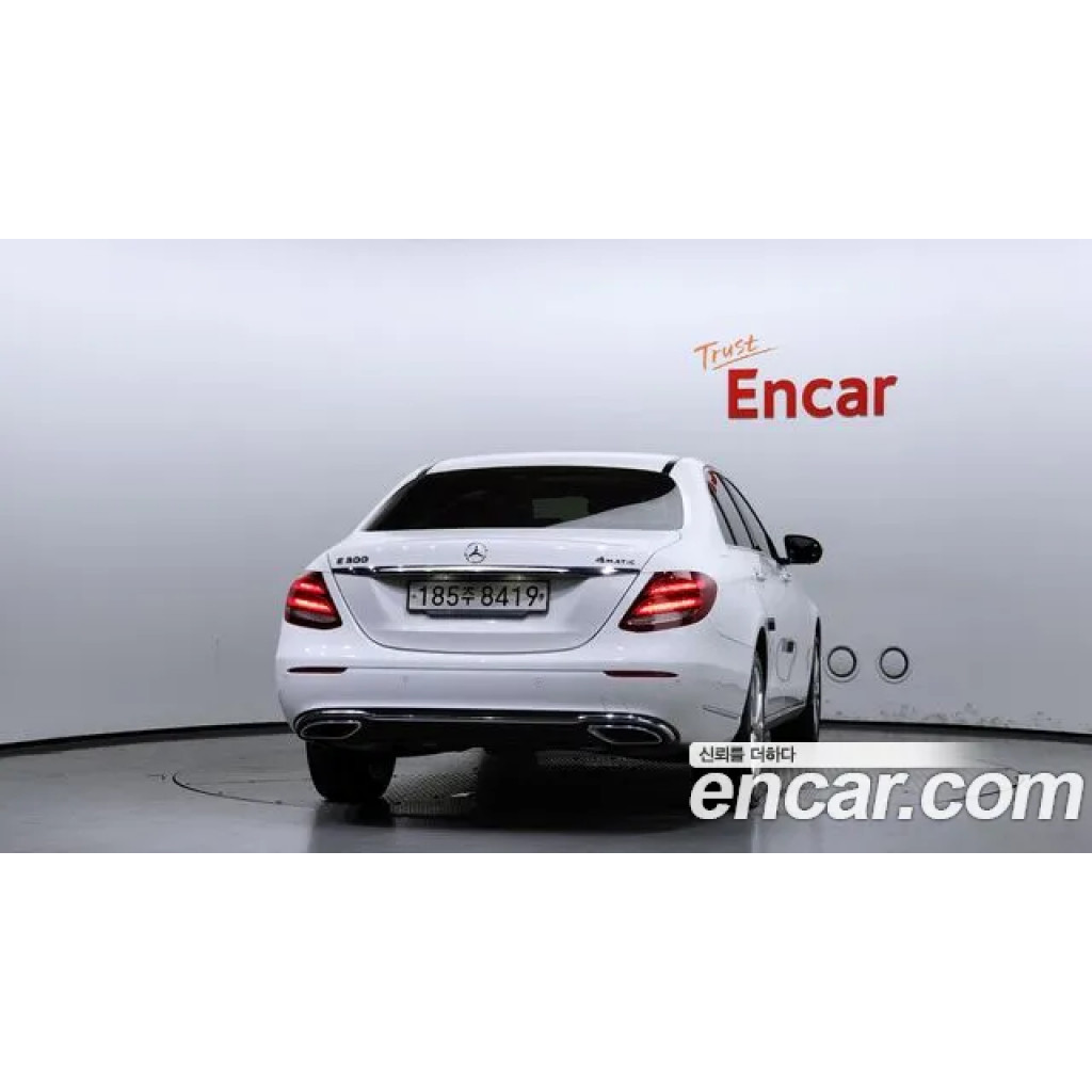 Mercedes Benz E-Class 2020 г.