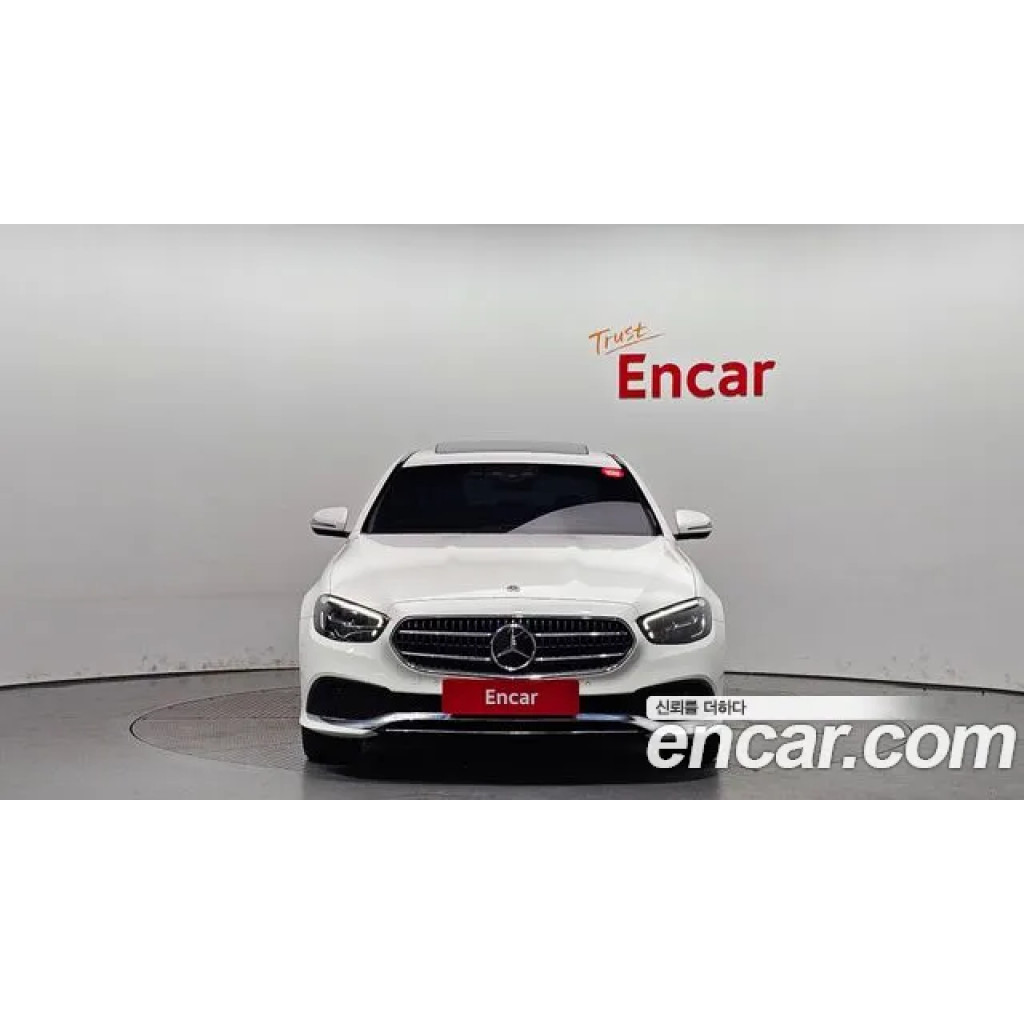 Mercedes Benz E-Class 2021 г.