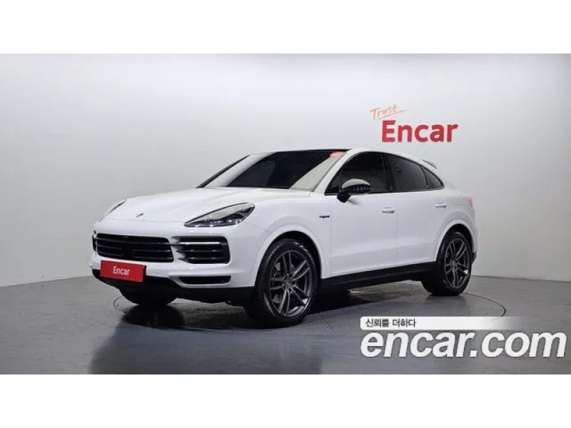 Porsche Cayenne 2020 г.