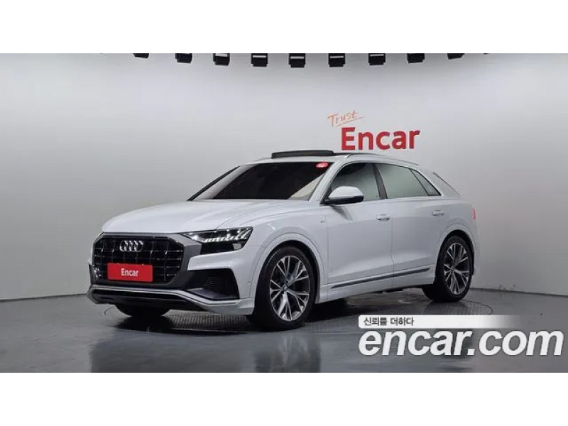 Audi Q8 2021 г.