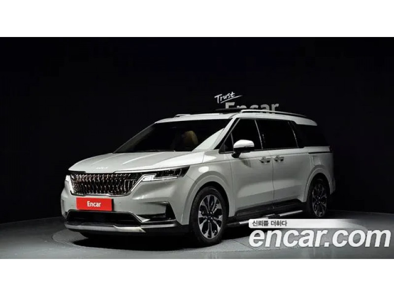 KIA Carnival 2023 г.