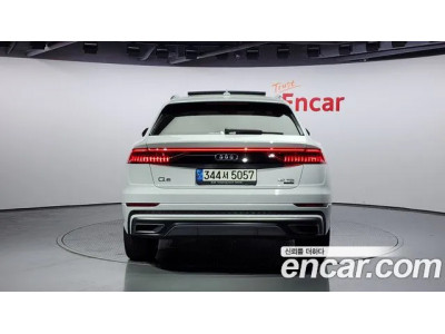 Audi Q8 2020 г.