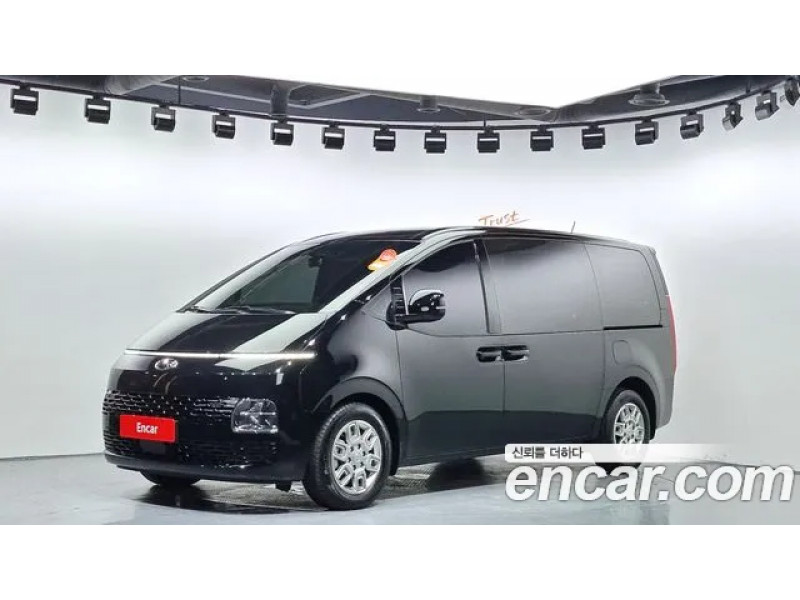 Hyundai Staria 2024 г.