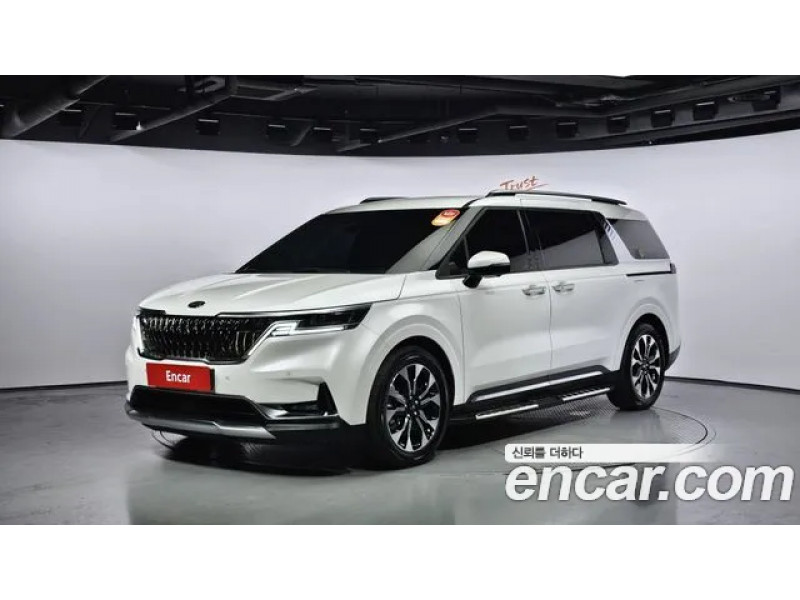 KIA Carnival 2021 г.