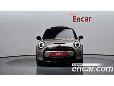Mini Cooper 2022 г.