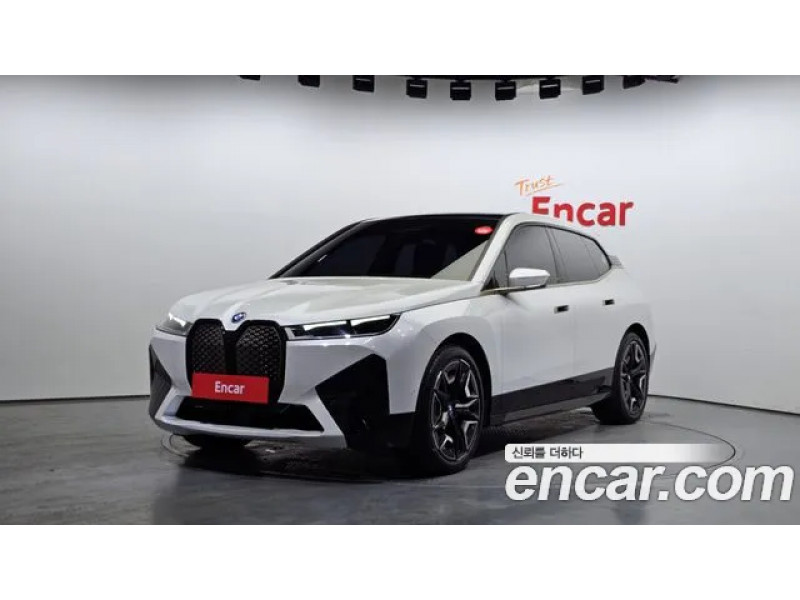 BMW iX 2022 г.