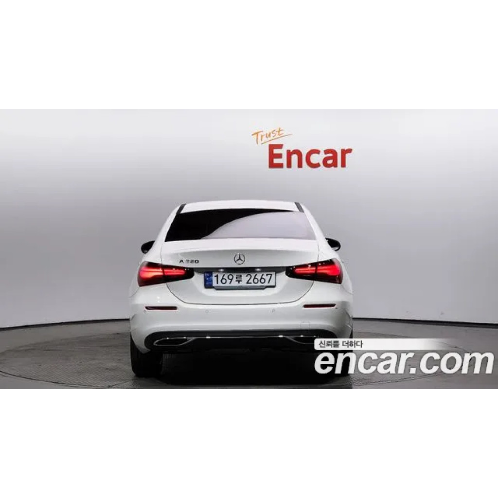Mercedes Benz A-Class 2024 г.
